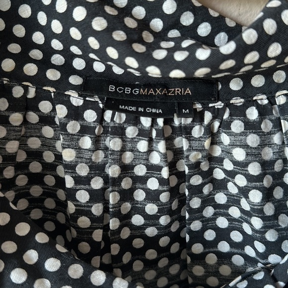 BCBGMAXAZRIA Puffy Sleeve Oversized Polka Dot Tie Neck Blouse - Picture 3 of 9